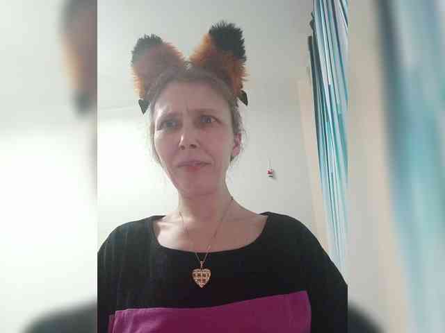 -Queen-Margo- webcam