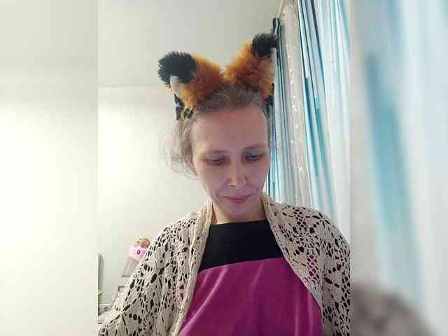 -Queen-Margo- webcam