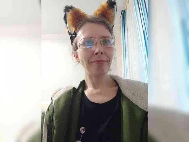 -Queen-Margo- webcam