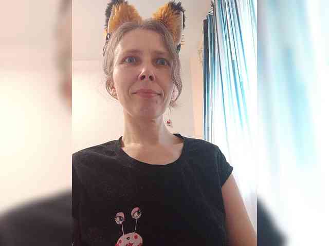 -Queen-Margo- webcam