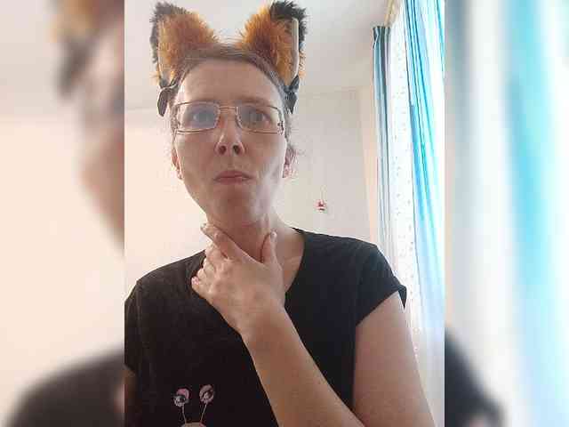 -Queen-Margo- webcam