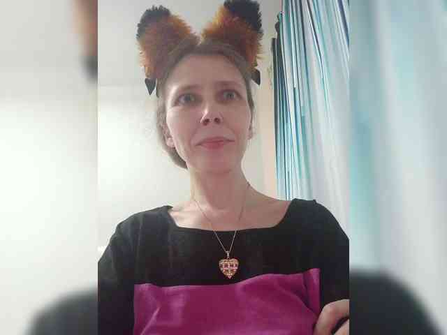 -Queen-Margo- webcam