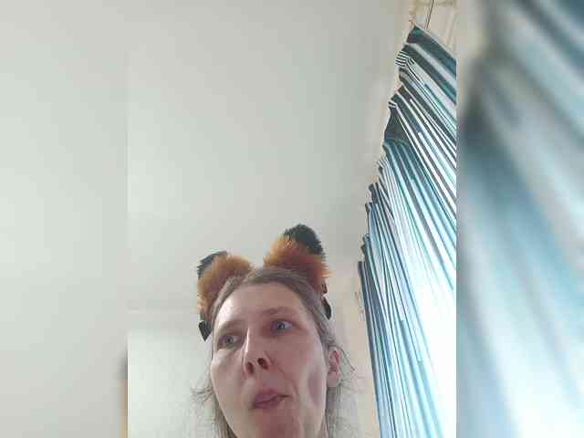 -Queen-Margo- webcam