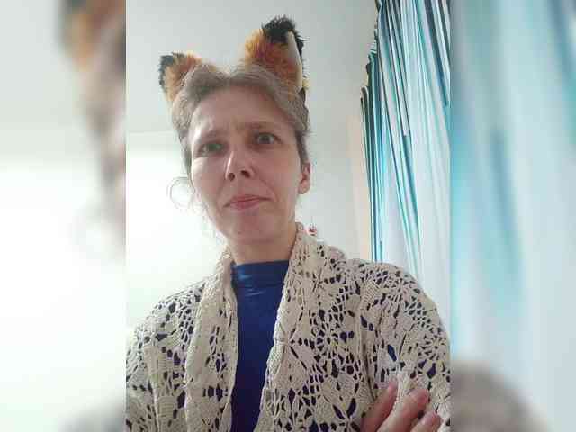 -Queen-Margo- webcam