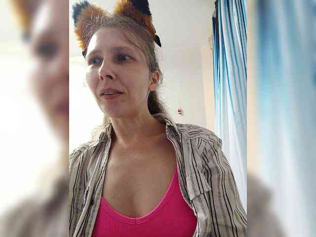 -Queen-Margo- webcam