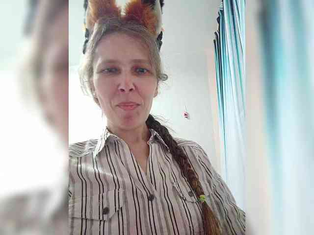 -Queen-Margo- webcam