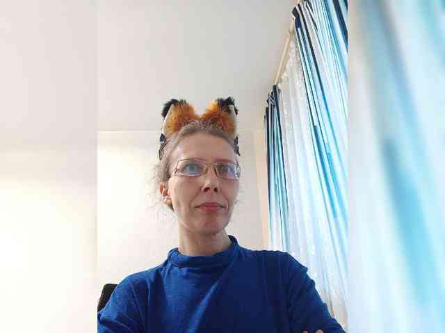 -Queen-Margo- webcam