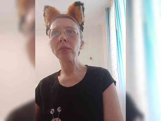 -Queen-Margo- webcam