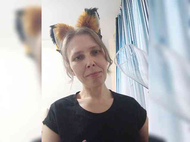 -Queen-Margo- webcam