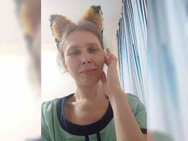 online web cam show -queen-margo-