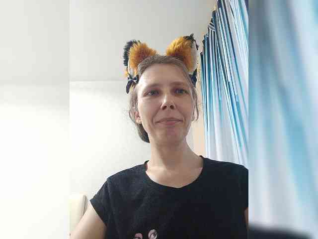 -Queen-Margo- webcam