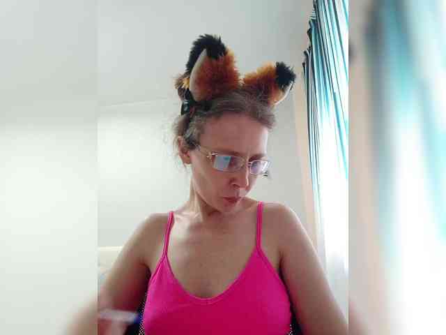 -Queen-Margo- webcam