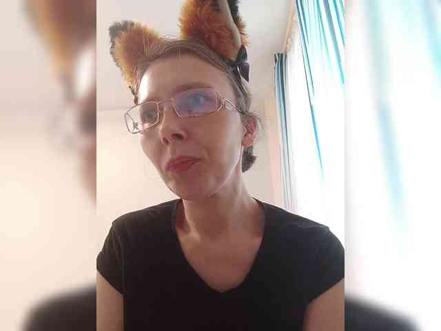 -Queen-Margo- webcam