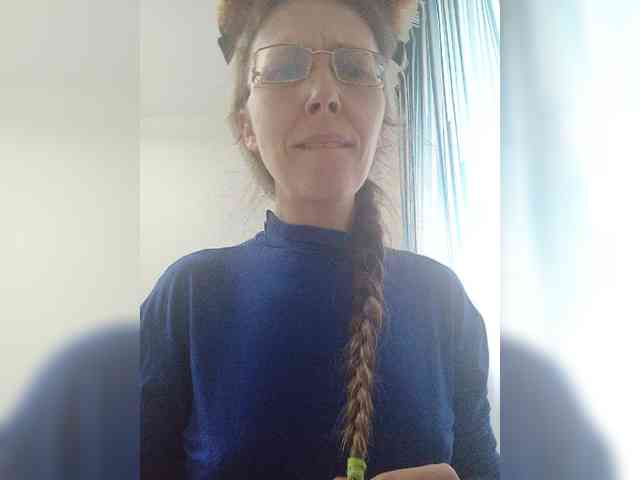 -Queen-Margo- webcam