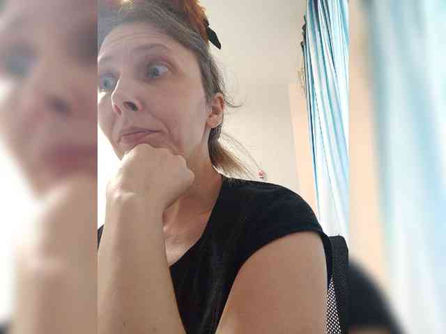 -Queen-Margo- webcam