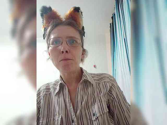 -Queen-Margo- webcam