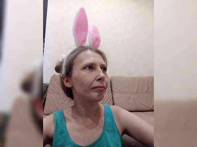 -Queen-Margo- webcam