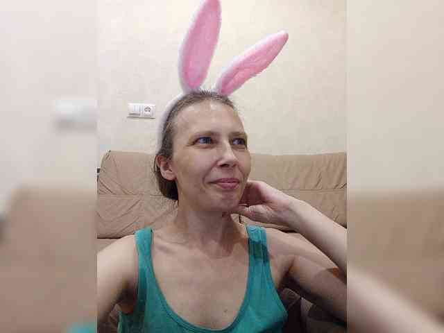 -Queen-Margo- webcam