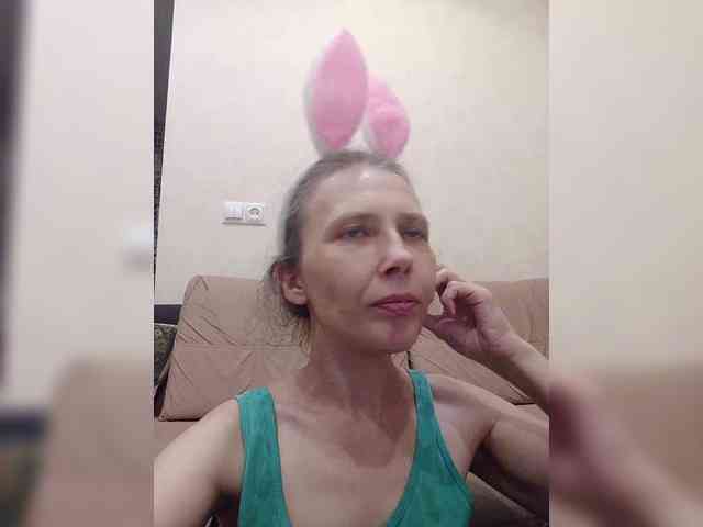 -Queen-Margo- webcam