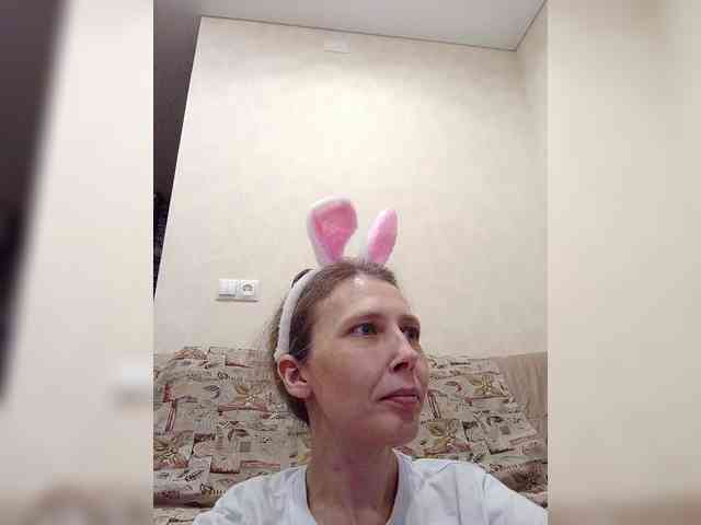 -Queen-Margo- webcam