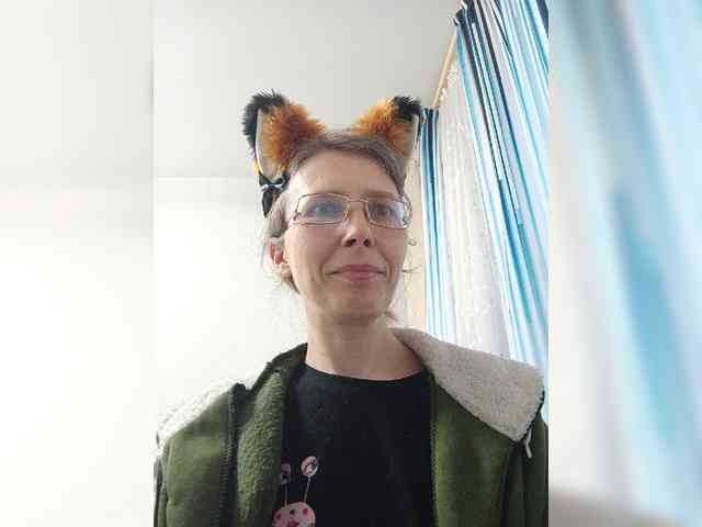 -Queen-Margo- webcam