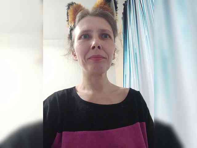 -Queen-Margo- webcam