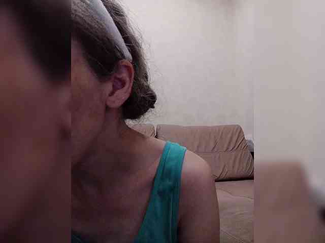 -Queen-Margo- webcam