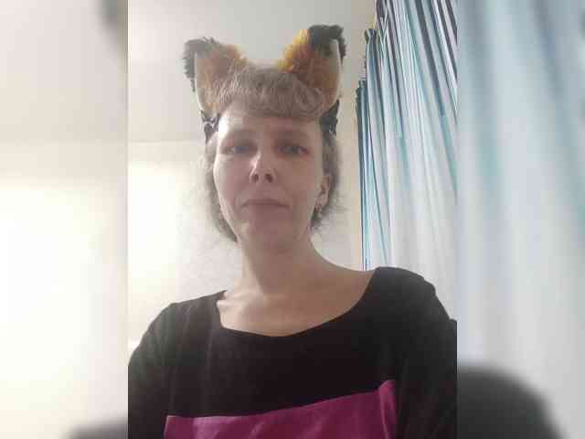 -Queen-Margo- webcam