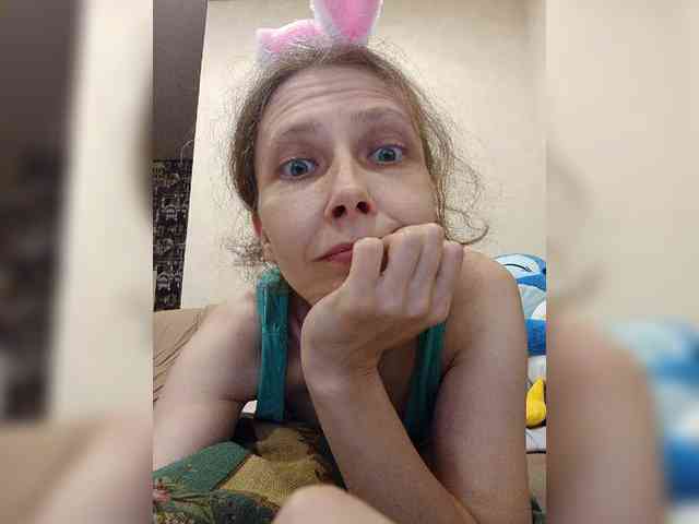 -Queen-Margo- webcam