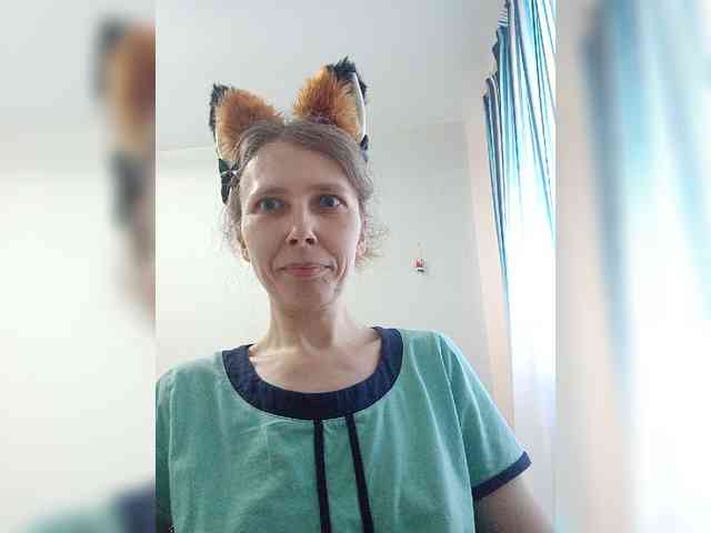 -Queen-Margo- webcam