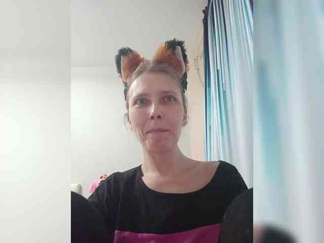 -Queen-Margo- webcam