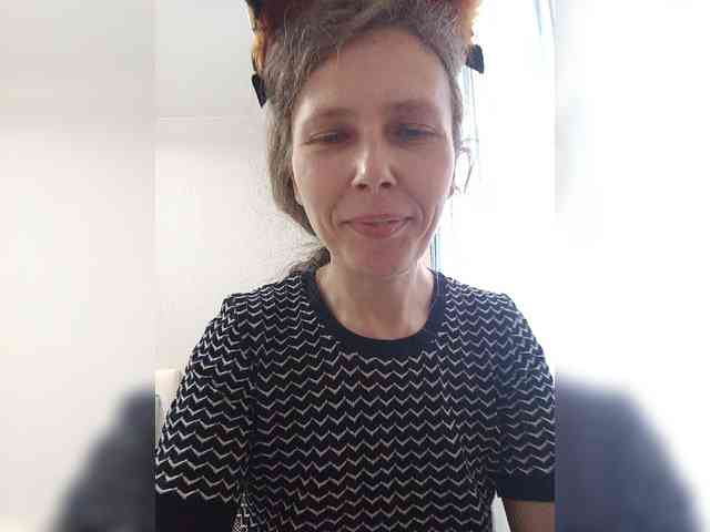 -Queen-Margo- webcam