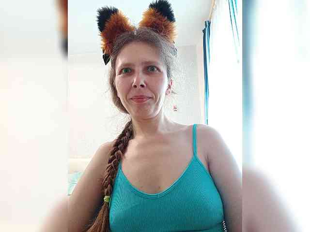 -Queen-Margo- webcam