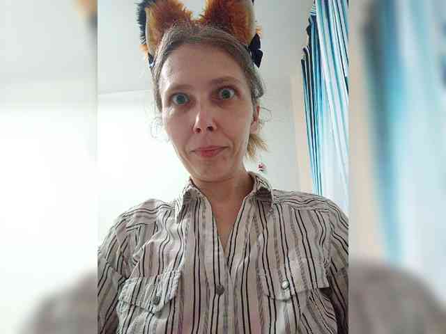 -Queen-Margo- webcam