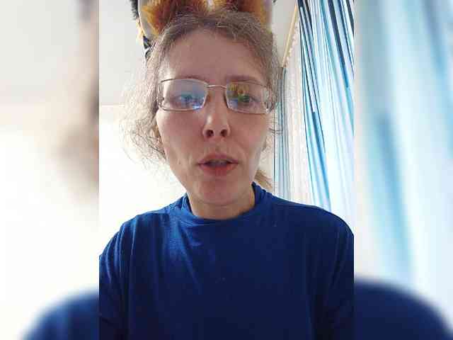 -Queen-Margo- webcam