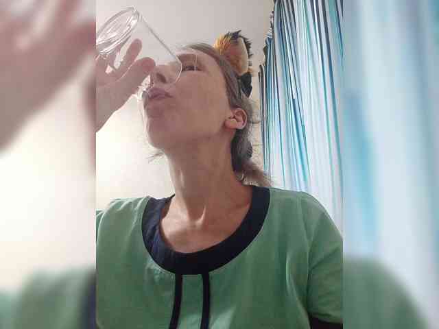 -Queen-Margo- webcam