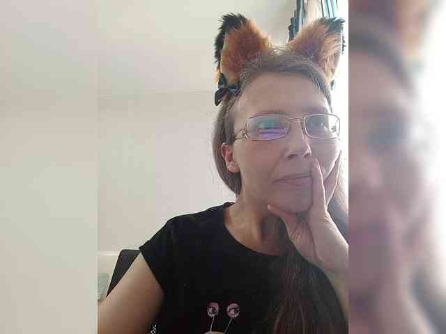 -Queen-Margo- webcam