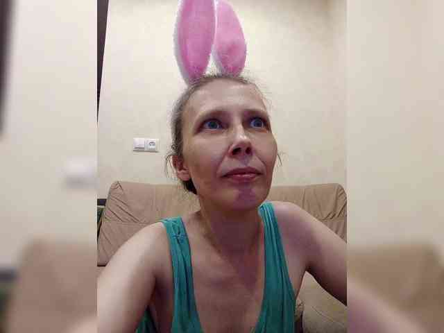 -Queen-Margo- webcam