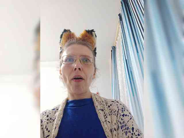 -Queen-Margo- webcam