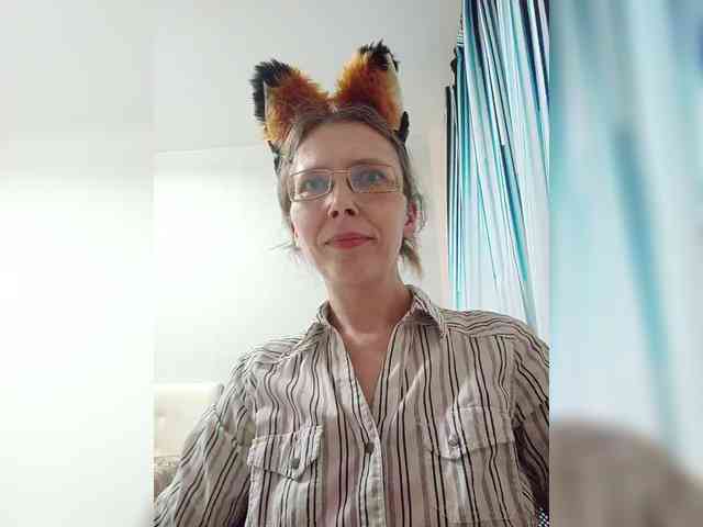-Queen-Margo- webcam