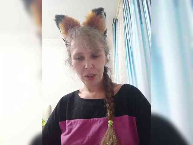 -Queen-Margo- webcam