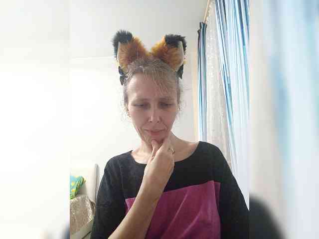 -Queen-Margo- webcam