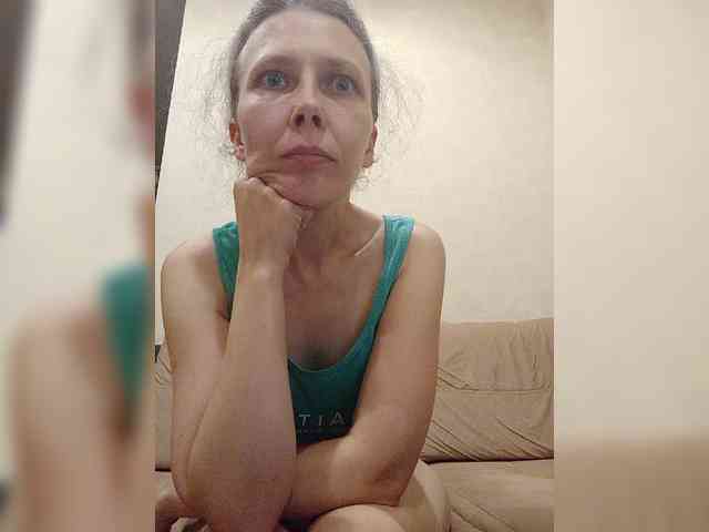 -Queen-Margo- webcam