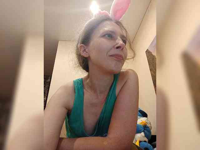 -Queen-Margo- webcam