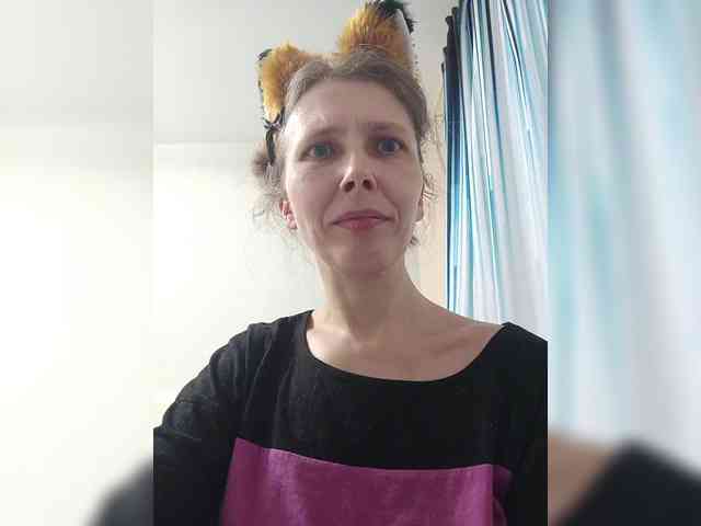 -Queen-Margo- webcam