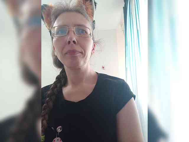 -Queen-Margo- webcam