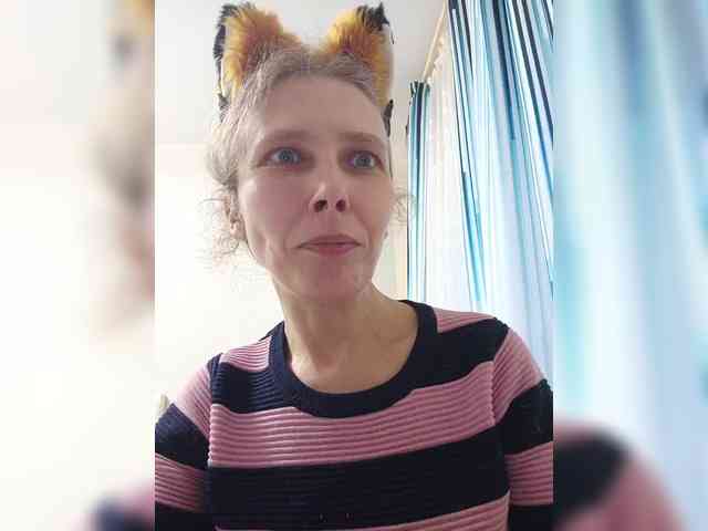 -Queen-Margo- webcam