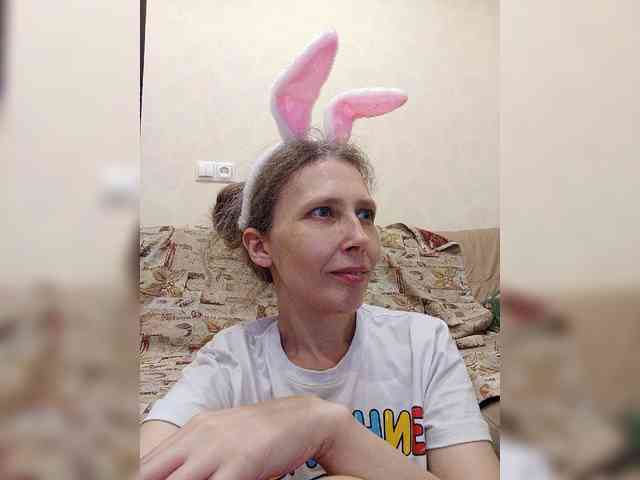 -Queen-Margo- webcam
