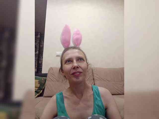 -Queen-Margo- webcam