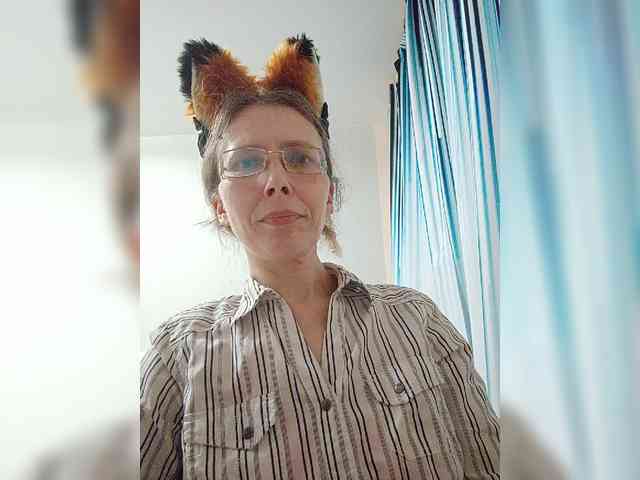 -Queen-Margo- webcam